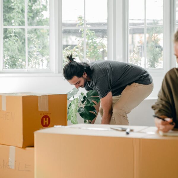 A Practical Home Relocation Checklist for a Stress-Free Move