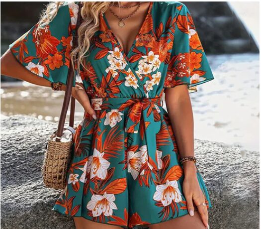 Women’s Hawaiian Clothing: A Summer Essential for Every Wardrobe