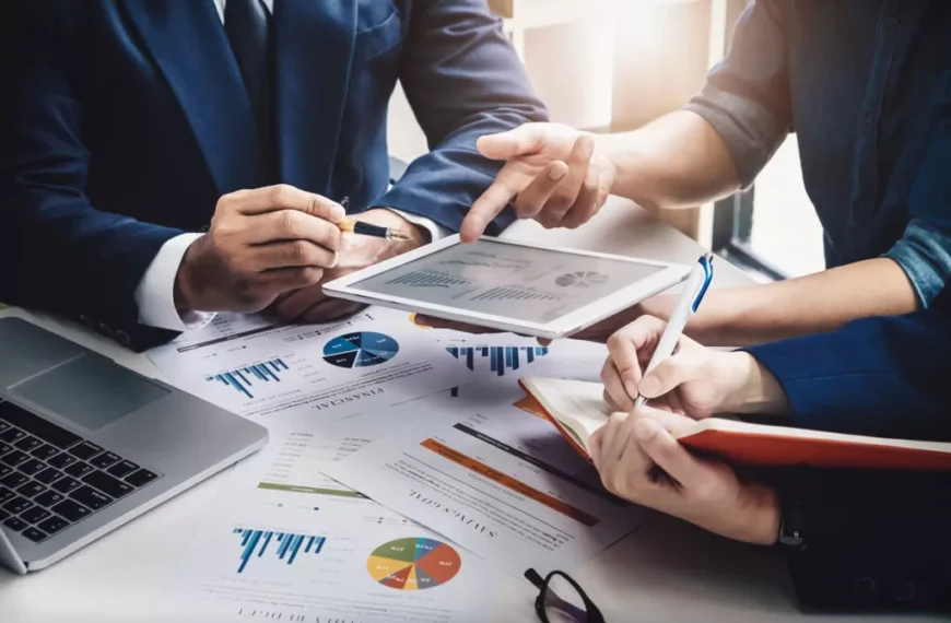 5 Ways CPAs Help Businesses Navigate Complex Regulations