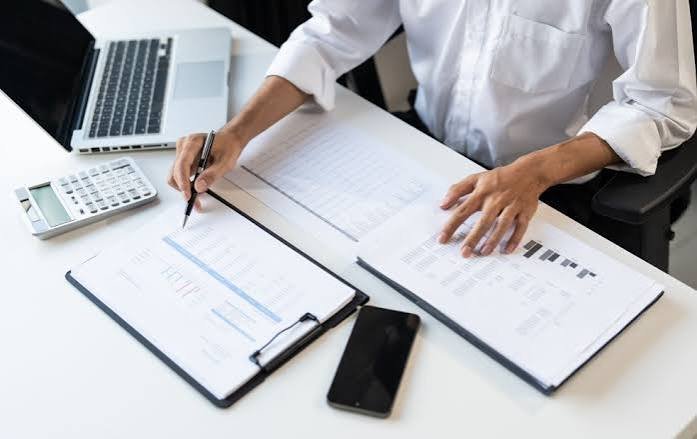 4 Ways Advisors Help Clients Maximize Tax Efficiency