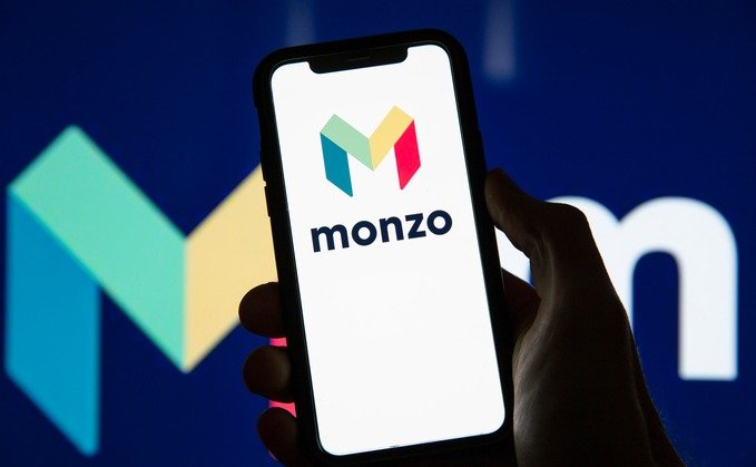 Monzo telephone +442034451324
